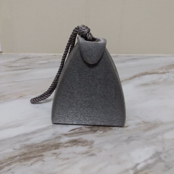 Triangle Pyramid Purse Wristlet Silver Gray Metallic Fabric - Picture 4 of 12